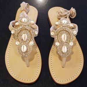💕TRINA TURK💕 Thong Sandals w/ Shells & Beads
